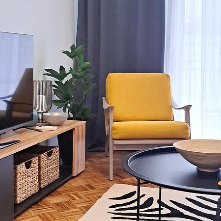 Stylish City Center Apartment Σέρρες Εξωτερικό φωτογραφία